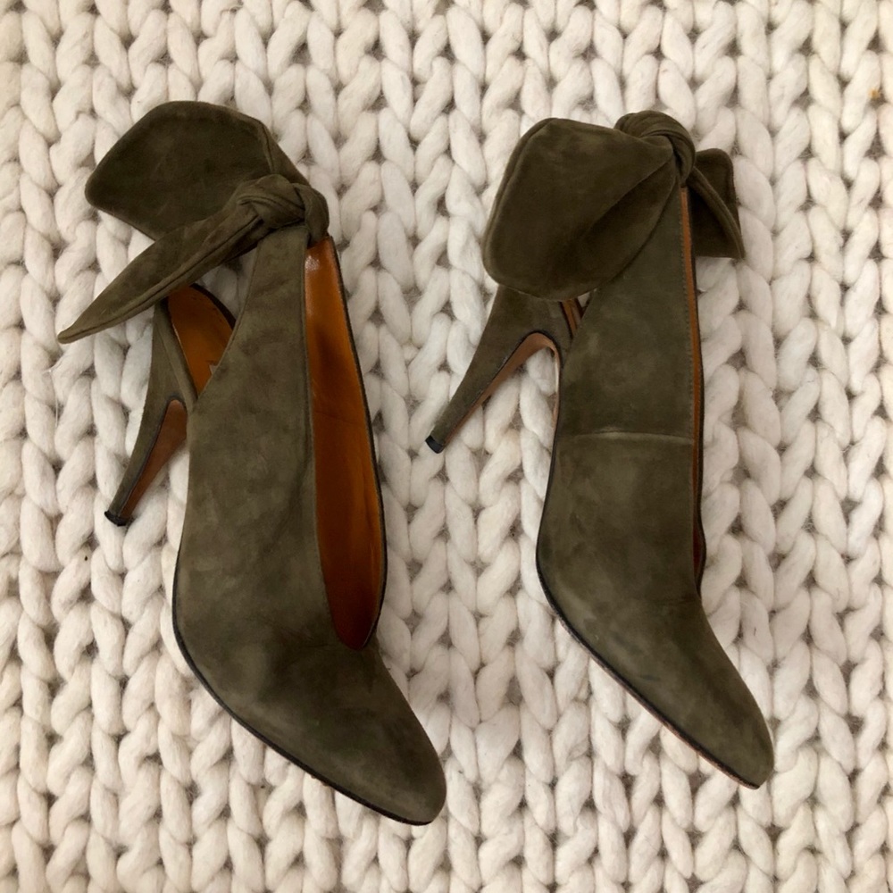 Carven Olive Green Suede Slingback With Bow - Picture 3 of 8